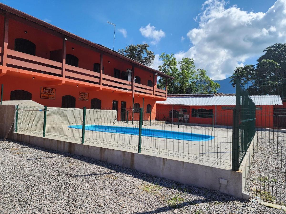 0001.09 - Maranduba - Chale Terreo - 1 Dormitorio - 6 Pessoas - 2 Quadras Do Mar - Piscina - Wi-Fi Ubatuba Εξωτερικό φωτογραφία